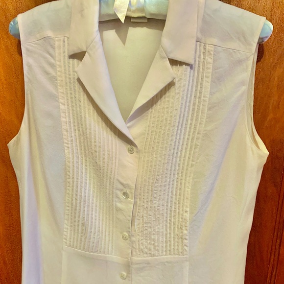 "Due per Due Collection" silk top; ivory, sleeveless, button-down, 8, EUC - Picture 3 of 6